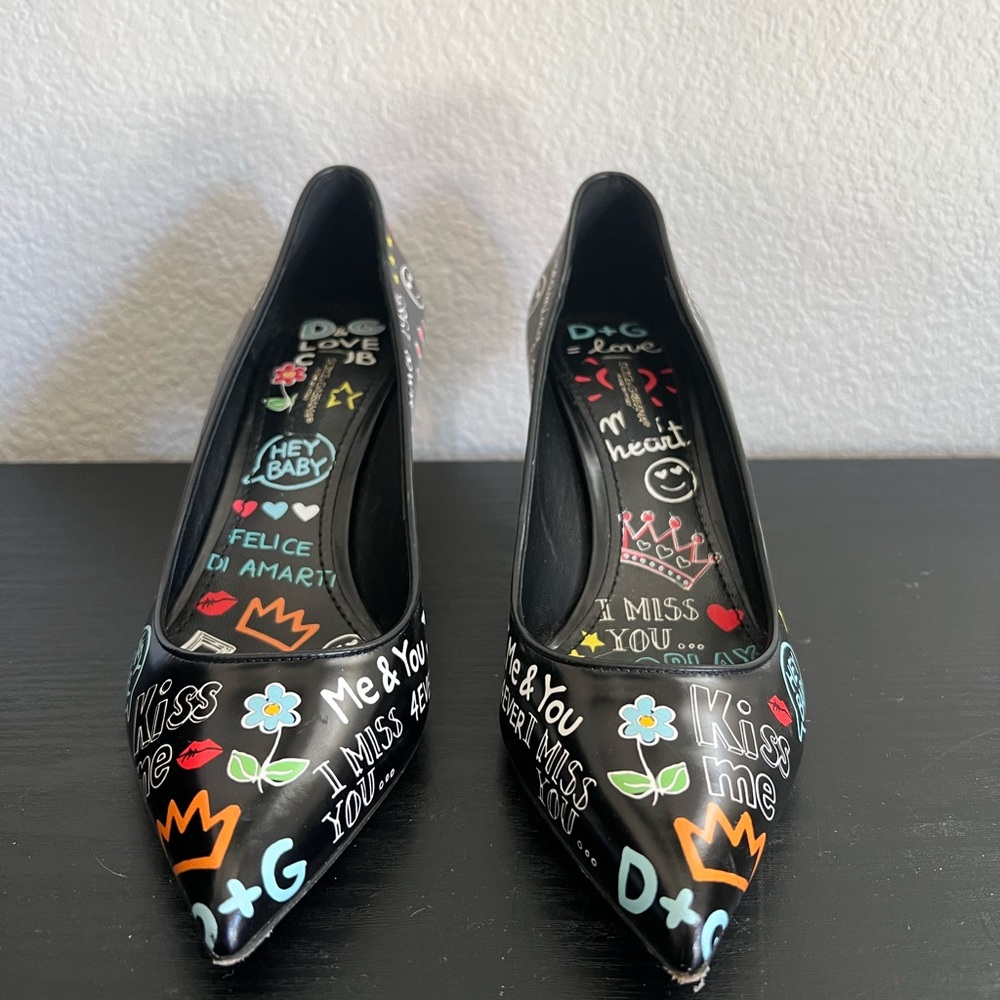 Dolce & Gabbana Black Leather Graffiti Heels